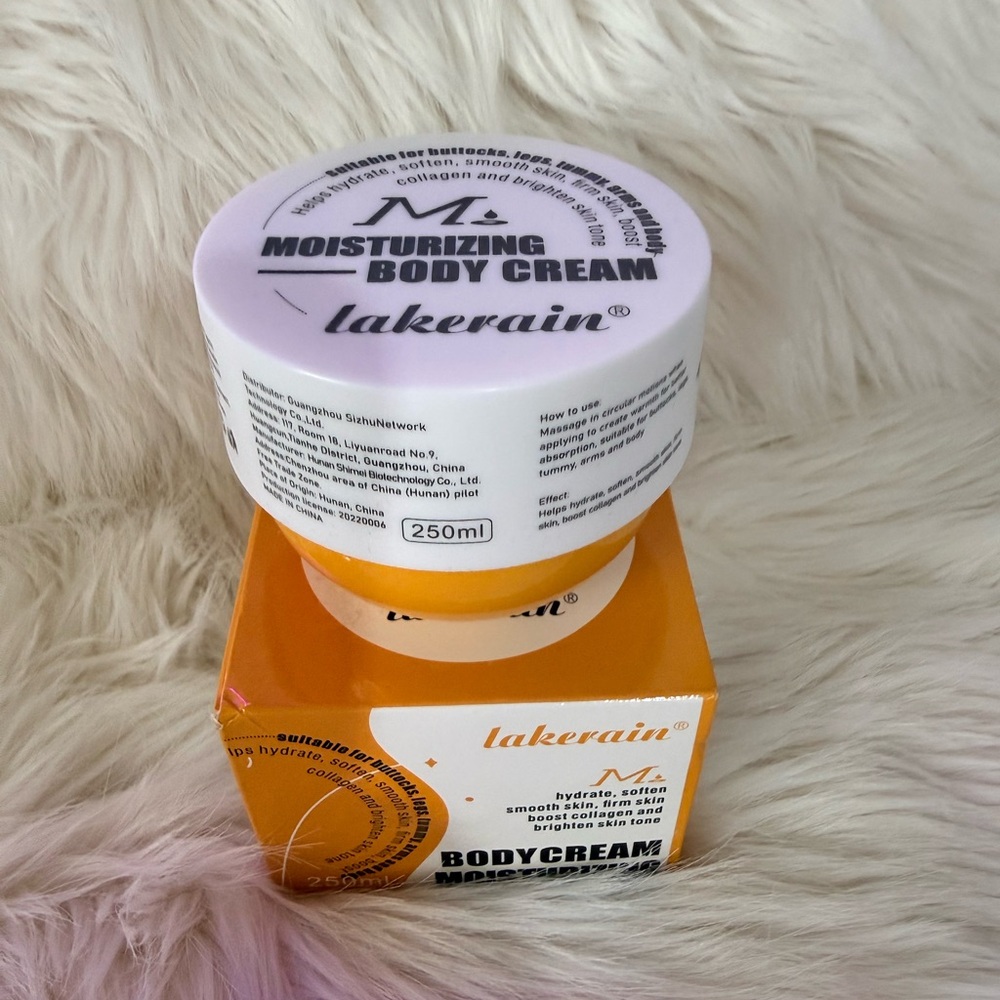 Lakerain Moisturizing Body Cream